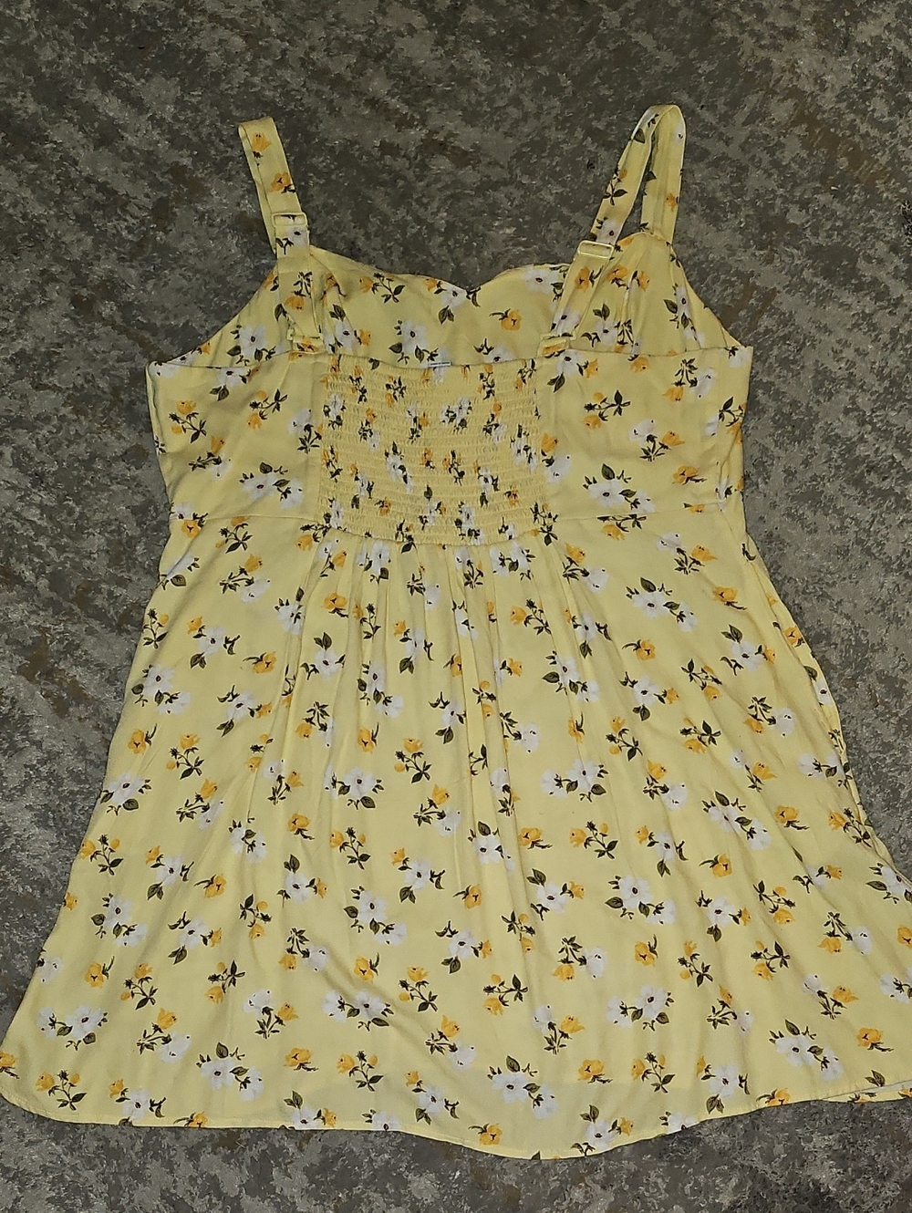 Old Navy Fit & Flare Smocked Back Floral Dress XL Petite - Picture 6 of 9